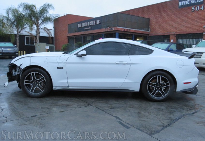 2019 Ford Mustang - Image 6