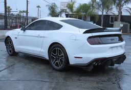 2019 Ford Mustang - Image 8