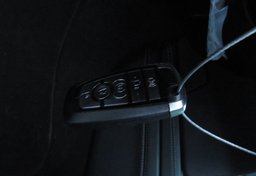 2019 Ford Mustang - Image 32