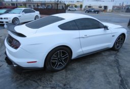 2019 Ford Mustang - Image 9