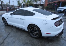 2019 Ford Mustang - Image 10
