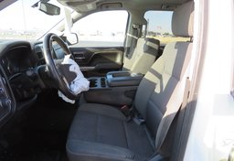 2018 Chevrolet Silverado 1500 - Image 32