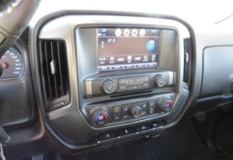 2018 Chevrolet Silverado 1500 - Image 37