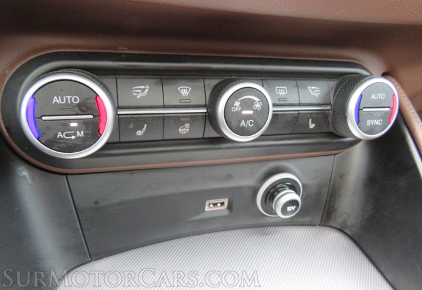 2019 Alfa Romeo Stelvio - Image 39