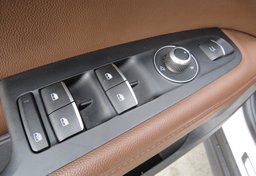 2019 Alfa Romeo Stelvio - Image 30