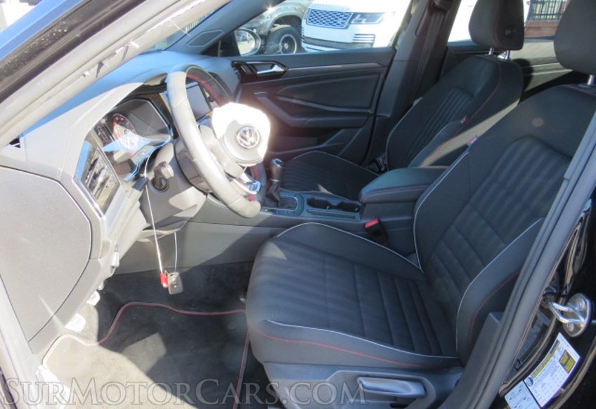 2019 Volkswagen Jetta GLI - Image 41