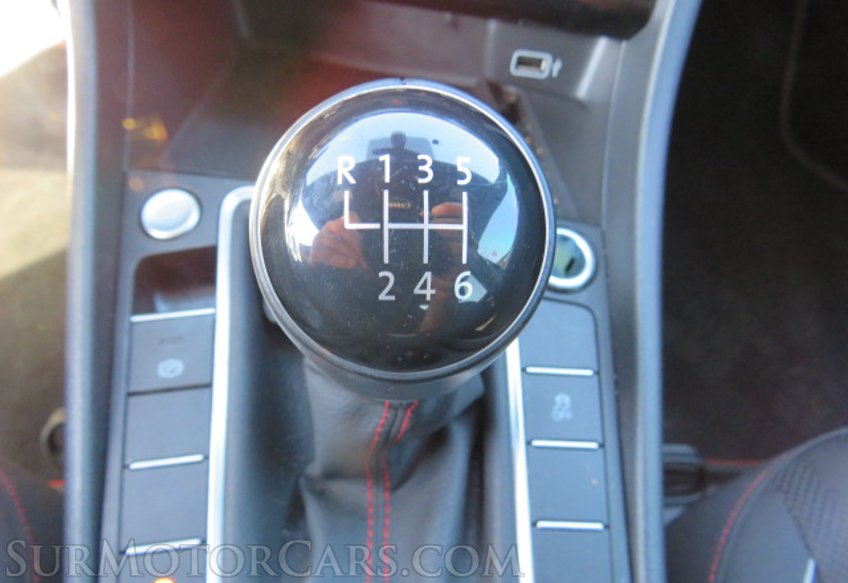 2019 Volkswagen Jetta GLI - Image 25