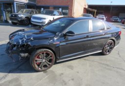 2019 Volkswagen Jetta GLI - Image 4