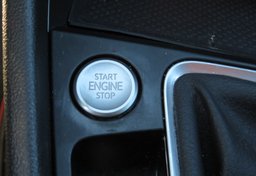 2019 Volkswagen Jetta GLI - Image 23