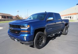 2018 Chevrolet Silverado 1500 - Image 2