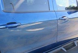 2018 Chevrolet Silverado 1500 - Image 35