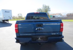 2018 Chevrolet Silverado 1500 - Image 10