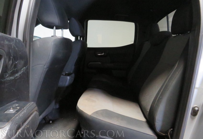 2021 Toyota Tacoma 4WD - Image 29