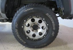 2021 Toyota Tacoma 4WD - Image 18