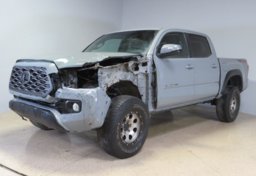 2021 Toyota Tacoma 4WD - Image 4