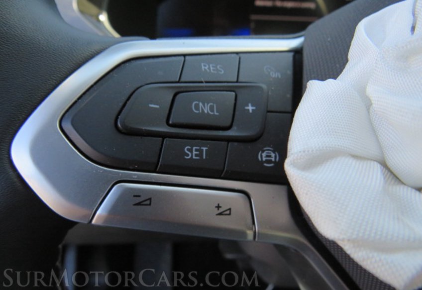 2022 Volkswagen Taos - Image 34