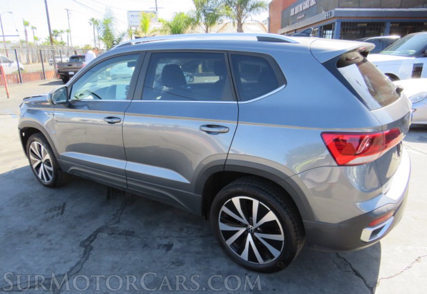 2022 Volkswagen Taos - Image 6