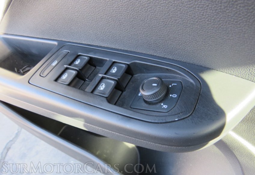 2022 Volkswagen Taos - Image 38