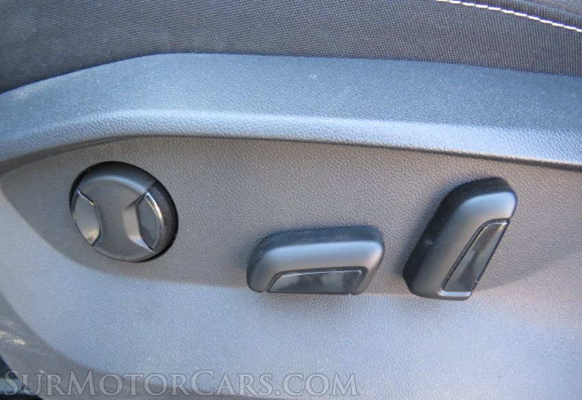 2022 Volkswagen Taos - Image 36