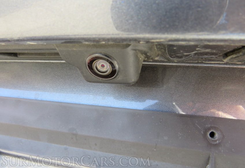 2022 Volkswagen Taos - Image 17