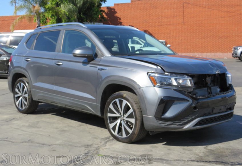 2022 Volkswagen Taos - Image 3