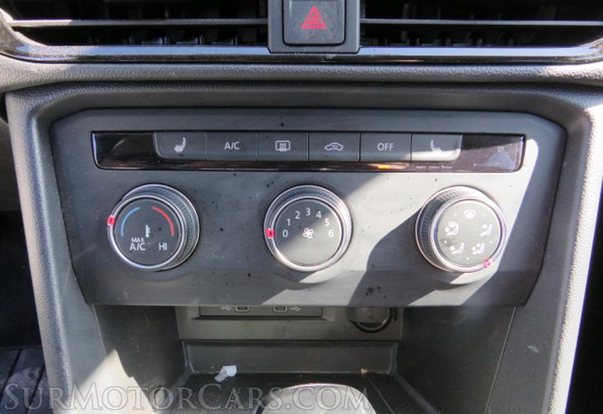 2022 Volkswagen Taos - Image 42