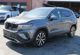 2022 Volkswagen Taos - Image 4