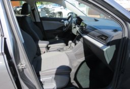 2022 Volkswagen Taos - Image 27