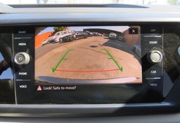 2022 Volkswagen Taos - Image 41