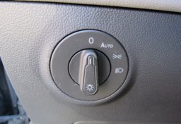 2022 Volkswagen Taos - Image 35