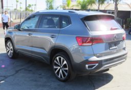 2022 Volkswagen Taos - Image 8