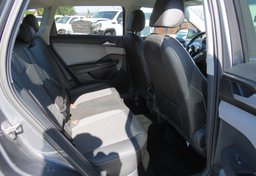 2022 Volkswagen Taos - Image 31