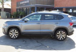 2022 Volkswagen Taos - Image 12