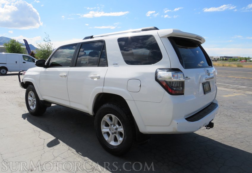 2019 Toyota 4Runner - Image 5