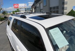 2019 Toyota 4Runner - Image 10