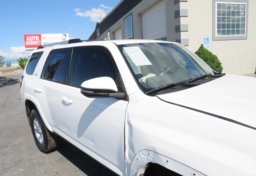 2019 Toyota 4Runner - Image 14