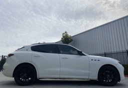 2022 Maserati Levante GT - Image 6