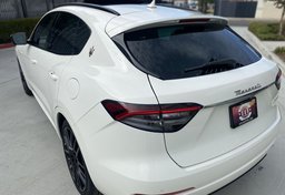 2022 Maserati Levante GT - Image 11
