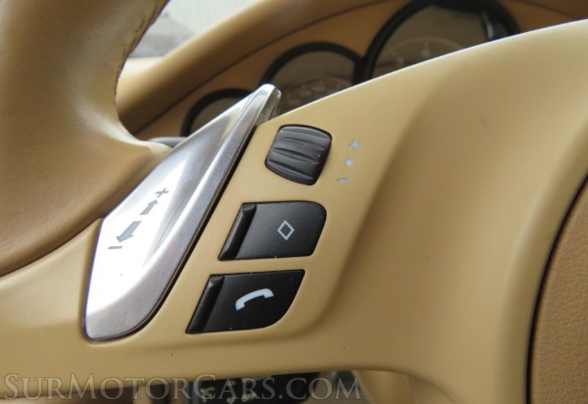 2014 Porsche Panamera - Image 32
