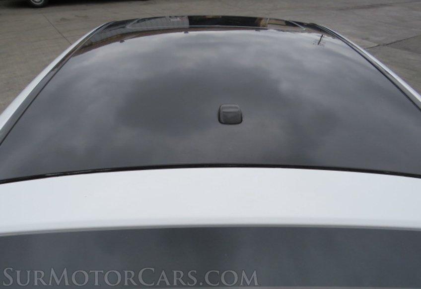 2014 Porsche Panamera - Image 15
