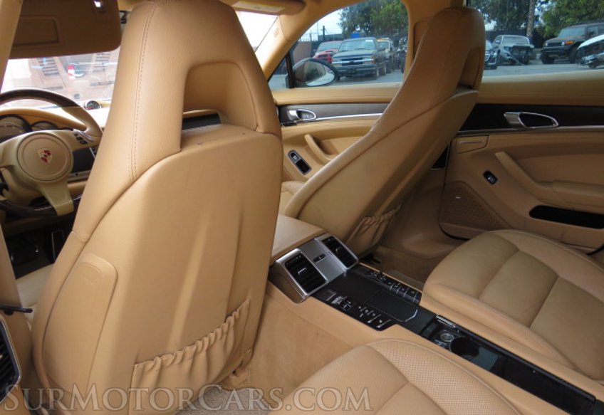 2014 Porsche Panamera - Image 25