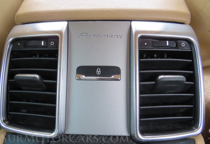 2014 Porsche Panamera - Image 39