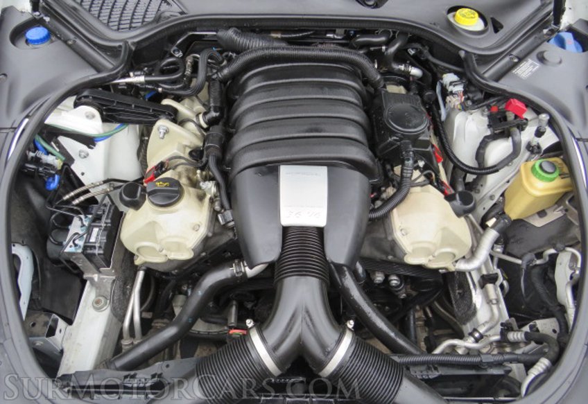 2014 Porsche Panamera - Image 55