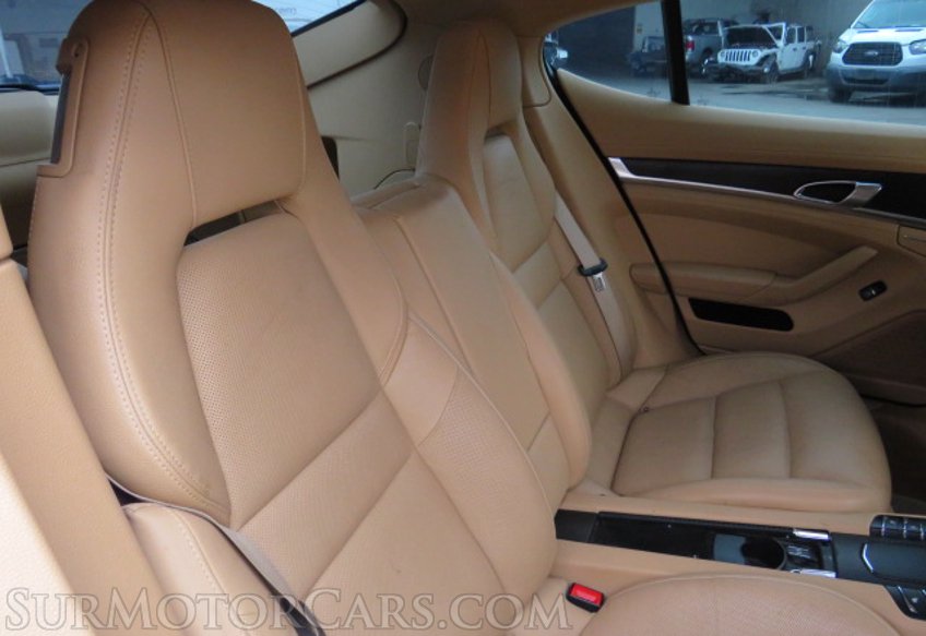 2014 Porsche Panamera - Image 28