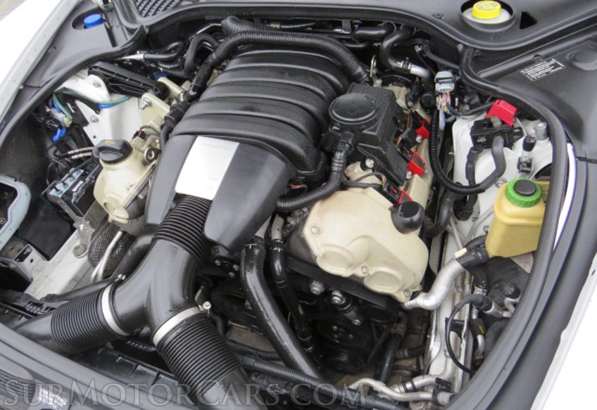 2014 Porsche Panamera - Image 56