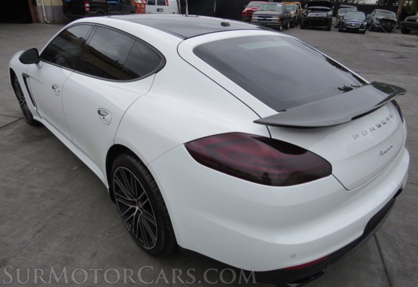 2014 Porsche Panamera - Image 6