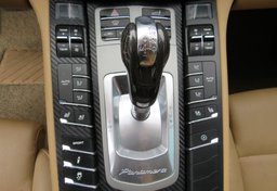 2014 Porsche Panamera - Image 35