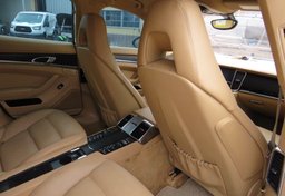 2014 Porsche Panamera - Image 26