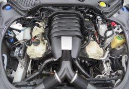 2014 Porsche Panamera - Image 55