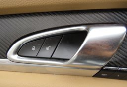 2014 Porsche Panamera - Image 45